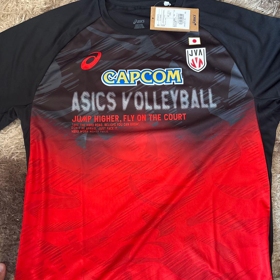 ASICS CAPCOM バレーボールシャツ 3XL レッド/ブラック ASICS アシックス 2025 VB男子日本代表レプリカシャツ （Vレッド/No.14