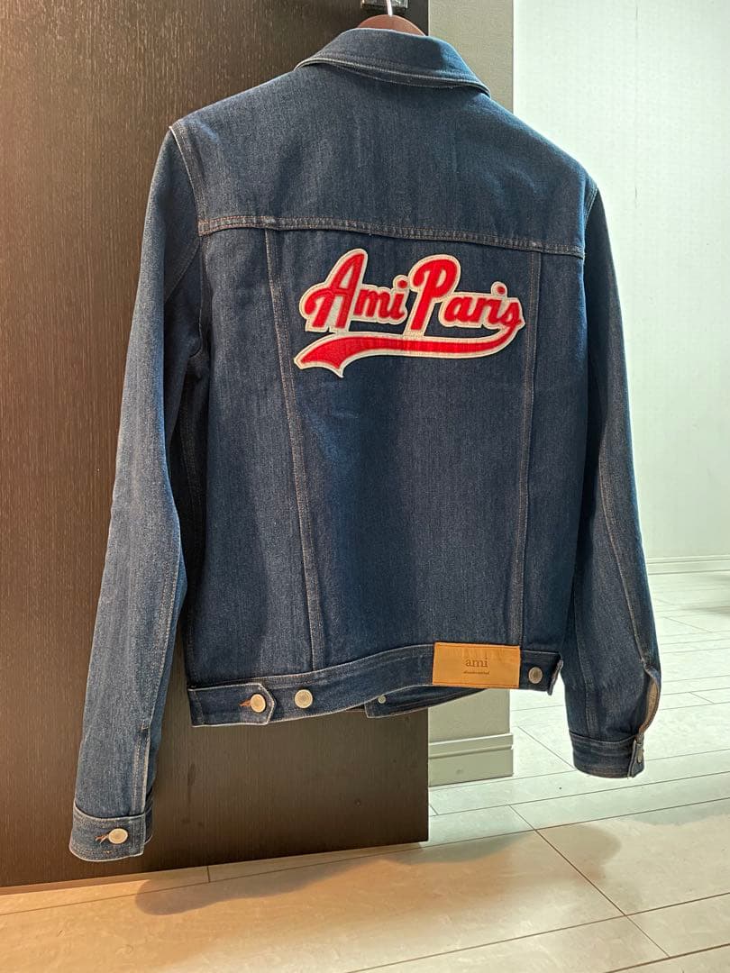 AMI Paris パッチワーク デニムジャケット ぽろろんさん専用 AMI Paris パッチワーク デニムジャケット ぽろろんさん専用 - メルカリ