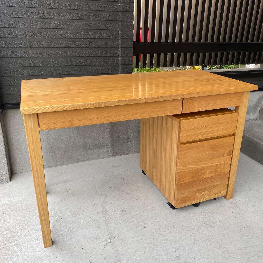 セット売り MUJI / 無印良品 デスク・サイドチェスト タモ 天然木 保管品 人気の無印良品(MUJI)のタモ材を使用した3段ダブルチェストです