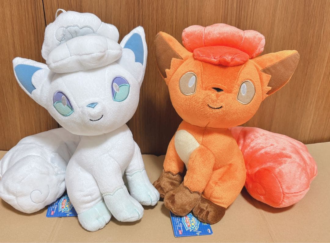 ポケットモンスター ぬいぐるみ ロコン & アローラロコン 2種 タグ付き ぬいぐるみ アローラロコン ｜【公式】ポケモンセンターオンライン
