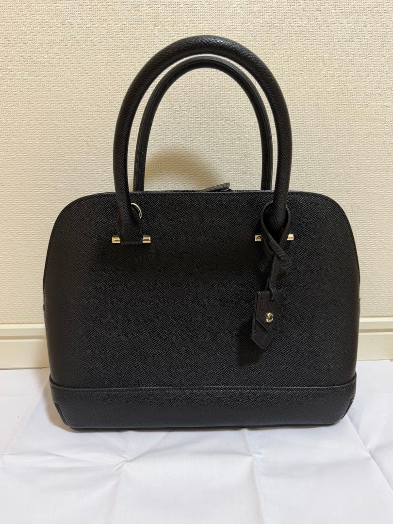 DIANA ブガッティ バック アルテミス バイ ダイアナ artemis by DIANA ストラップ付属2WAY