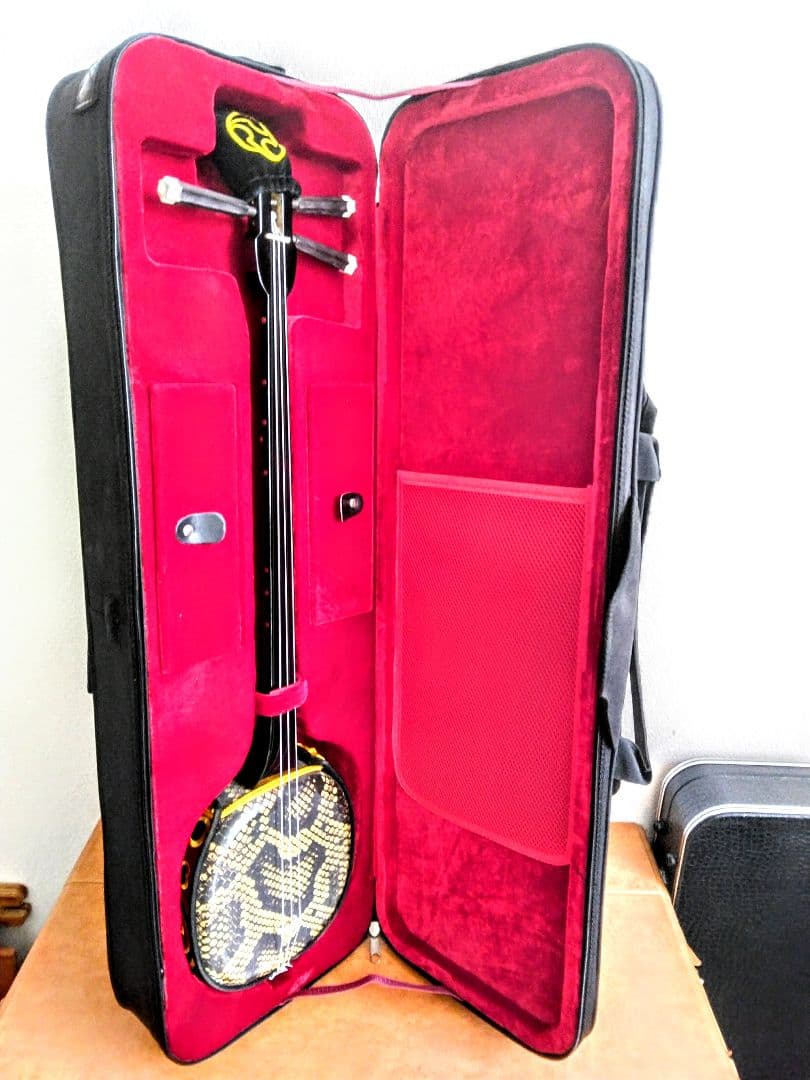 沖縄三線　人工皮　セミハードケース付き ちんだみ三線店 白木 人工皮張三線 8点セット